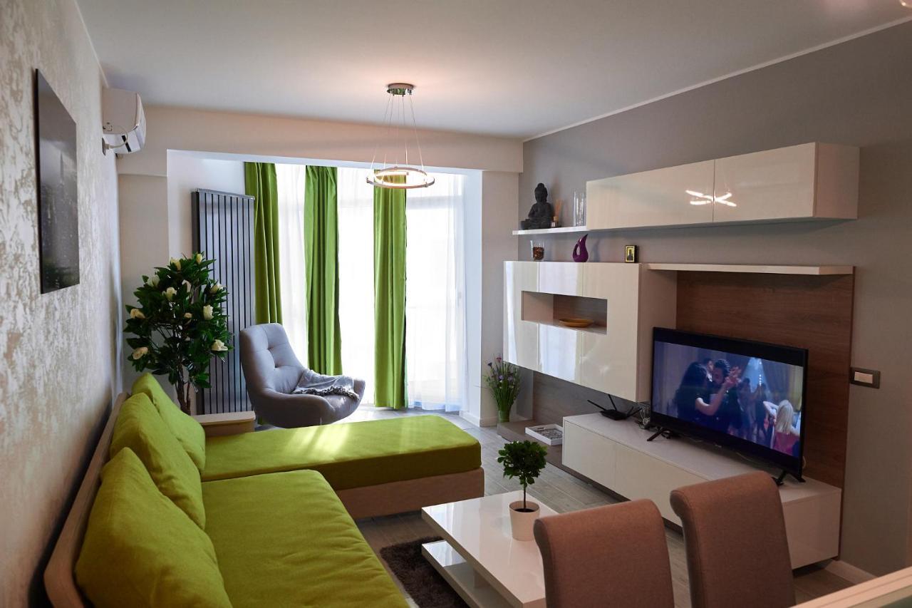 Ambient Holiday Apartment Beach Resort นาโวดาริ ภายนอก รูปภาพ