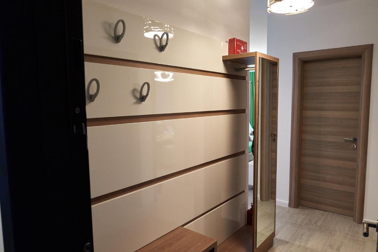 Ambient Holiday Apartment Beach Resort นาโวดาริ ภายนอก รูปภาพ